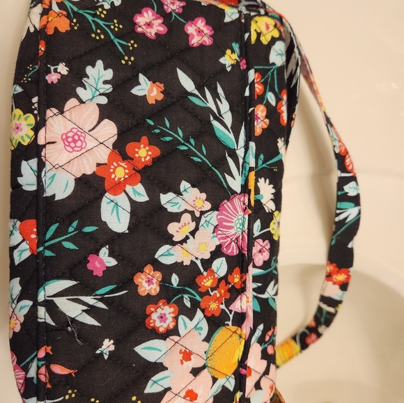 Vera Bradley Crossbody Purse - Picture 4 of 9
